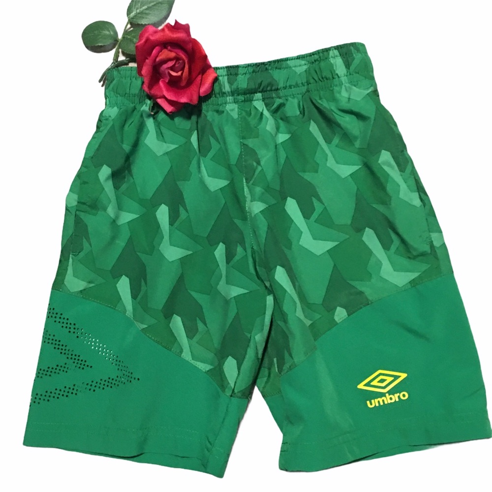 Umbro Green Geo Print Athletic Shorts
